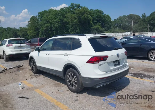 3VV3B7AX9KM194511: 42555741