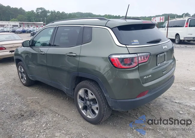 3C4NJDCB2LT127296: 42555235