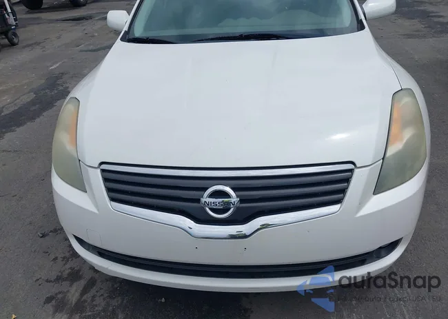 1N4AL21E89N457680: 42555357