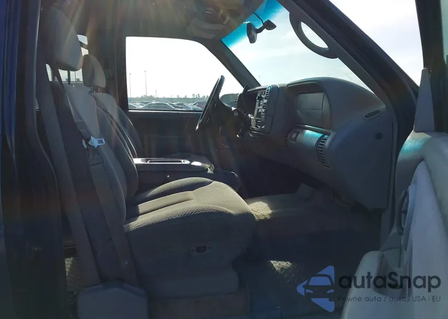 3GNGC26F8XG125760: 42555449