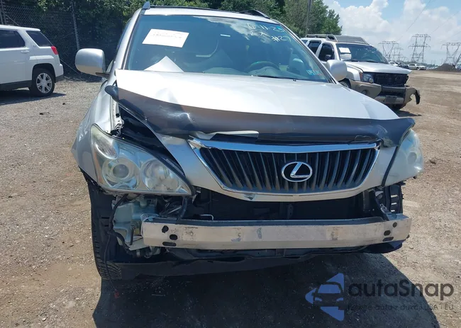 2T2HK31U29C115908: 42556562