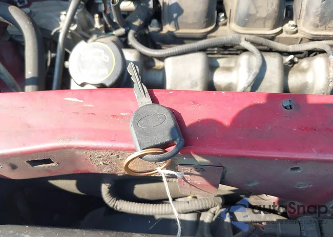 4F2CZ04175KM05743: 42556572