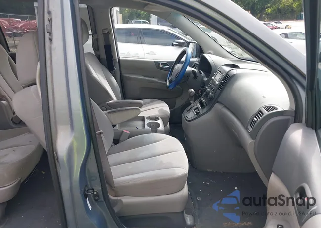 KNDMB233996311708: 42556608