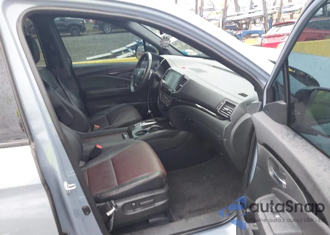 5FPYK3F80PB040982: 42556645