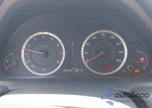 1HGCP2F33BA011935: 42556687