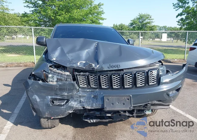 1C4RJFAG5JC303309: 42556725