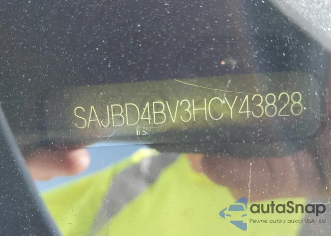 SAJBD4BV3HCY43828: 42556907