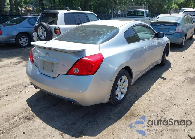 1N4AL24E68C163670: 42557046