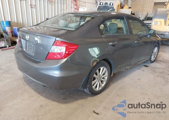 2HGFB2F82CH552355: 42557059