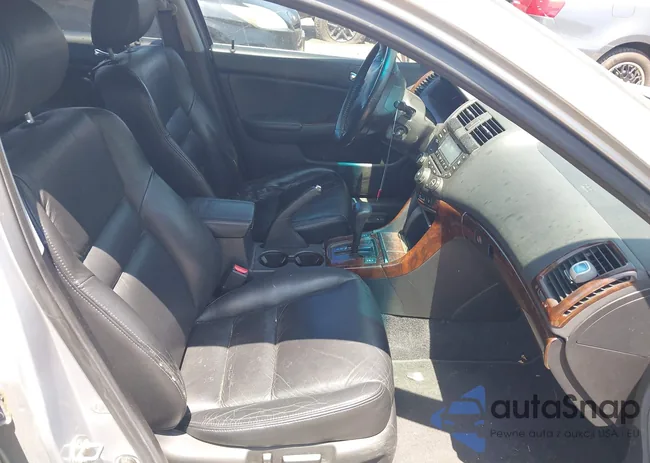 1HGCM66503A047908: 42556478