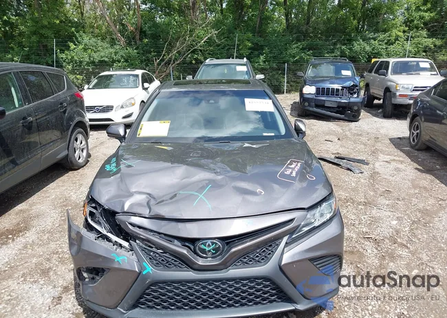 4T1B11HK6JU115046: 42557531