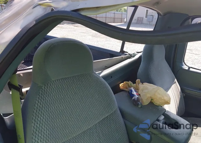 2FTDF0827VCA09915: 42557569