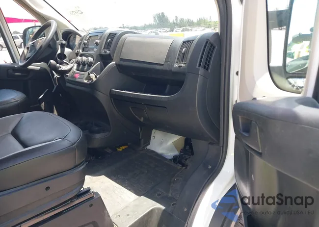 3C6TRVBG5LE104562: 42557583