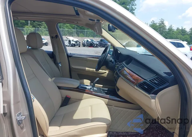 5UXZW0C52D0B95023: 42557594