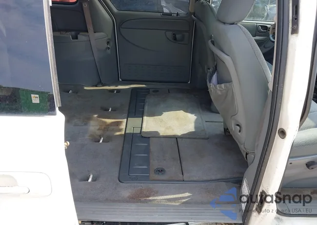 2C4GP44R15R406036: 42557643