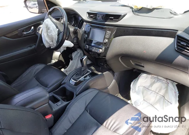 JN1BJ1CW0MW421105: 42557647