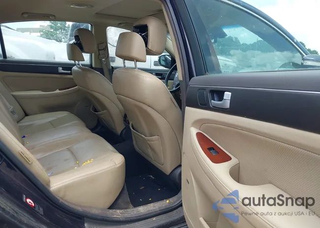 KMHGC4DD5CU193023: 42557713