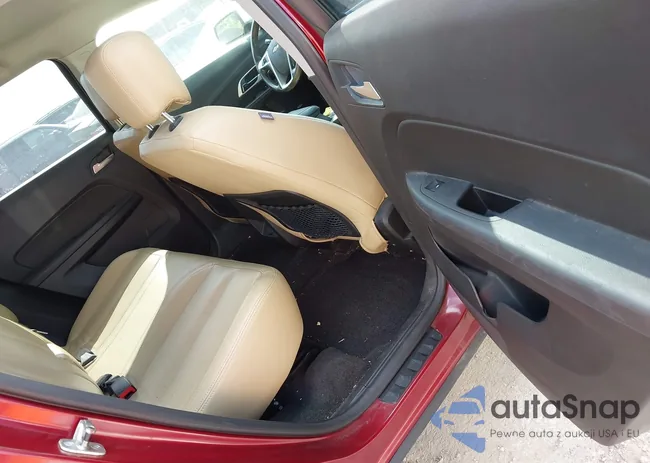 2CNALPEW6A6401283: 42557720