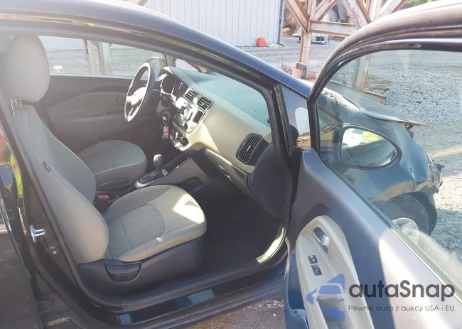 KNADM4A34F6501126: 42557766