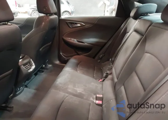 1G1ZE5ST8GF282868: 42557779