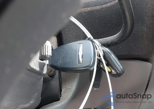 2C4GP64L75R294933: 42558096