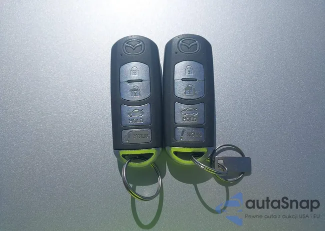 3MZBM1W71FM162648: 42557156