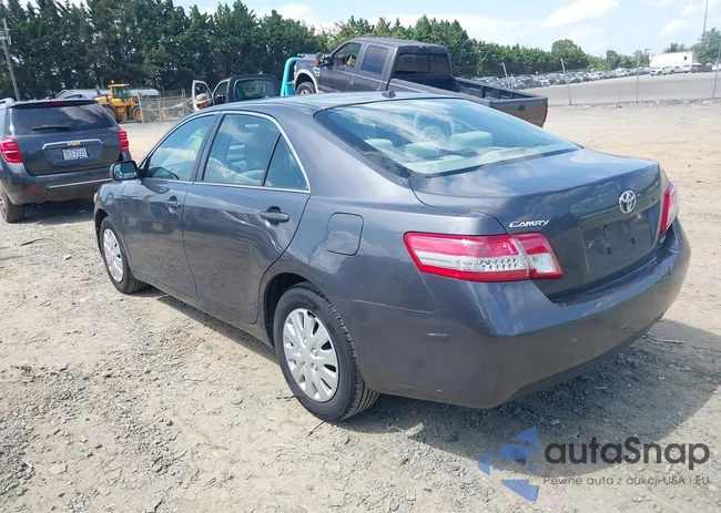 4T1BF3EK4BU693052: 42557329