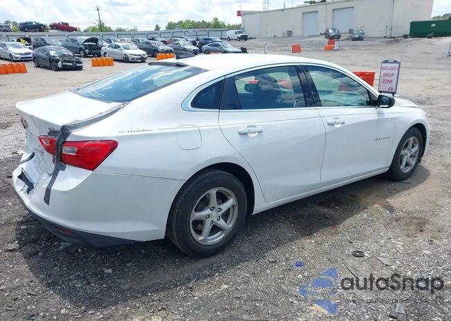 1G1ZB5ST1GF210886: 42557333