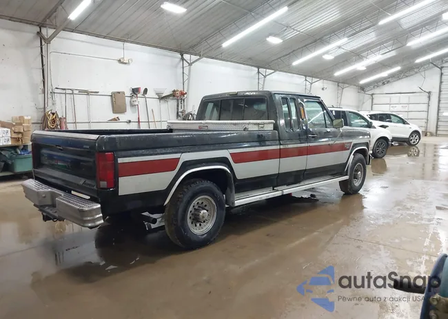 1FTHX2519GKB51638: 42557400