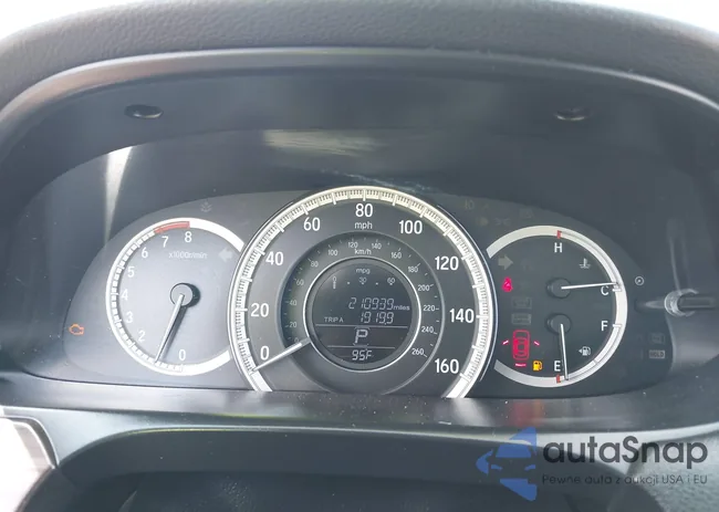 1HGCR3F86HA004806: 42558570