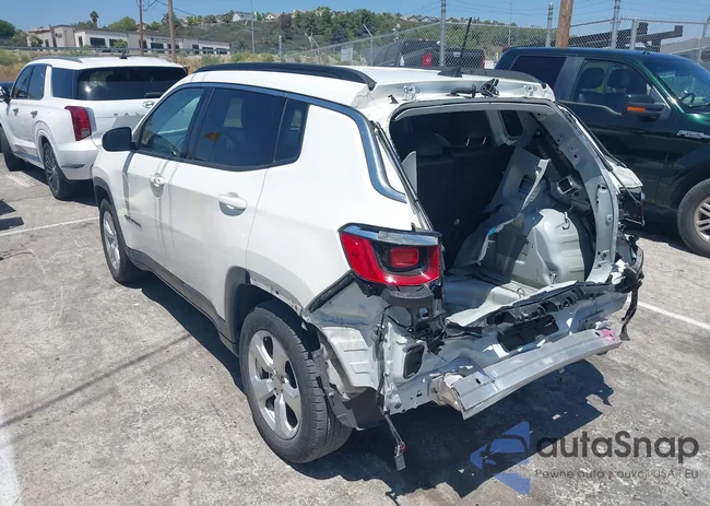 3C4NJCBB6LT212525: 42558589