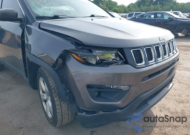 3C4NJDBB5KT598911: 42558837