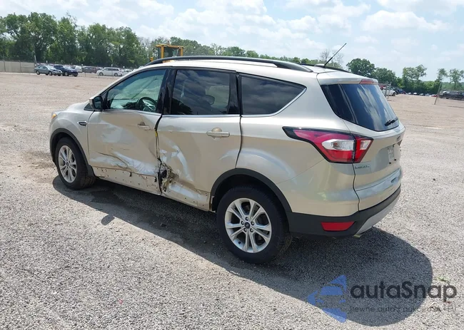 1FMCU0GD1HUE23048: 42558881