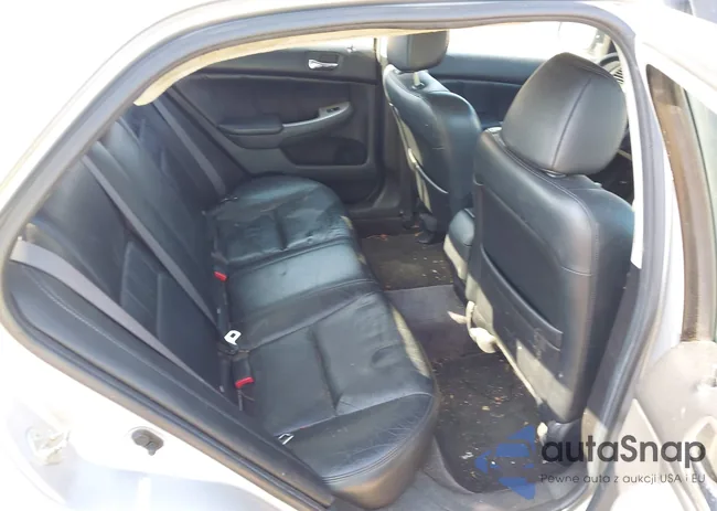 1HGCM66886A021555: 42558905