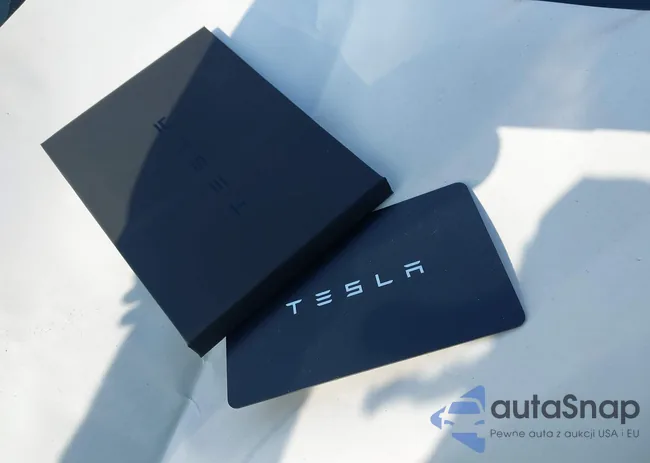 7SAXCDE53PF415569: 42558960