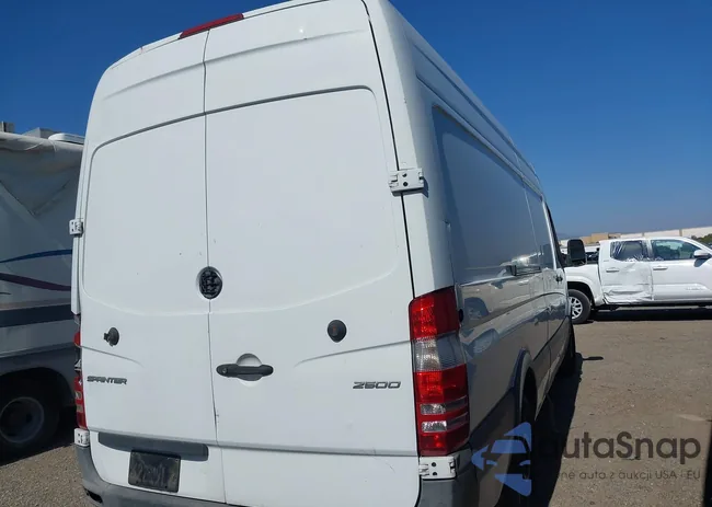 WD3PE8CD3HP551968: 42559023