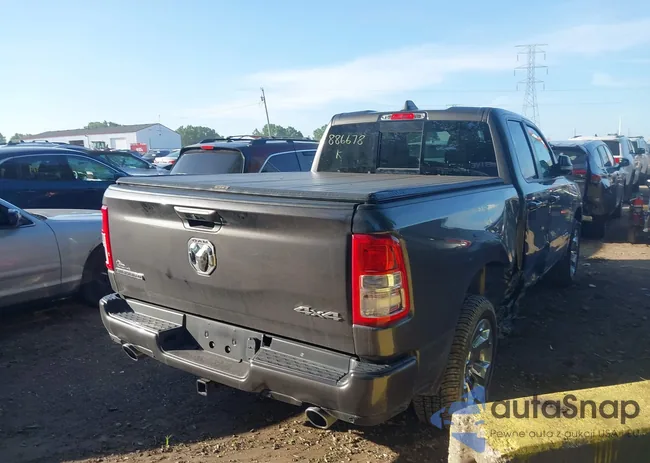 1C6SRFBT9KN886678: 42558170