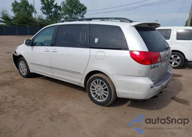 5TDBK22C98S014316: 42558176