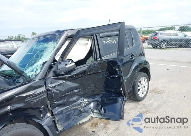 KNDJT2A69D7583353: 42558322