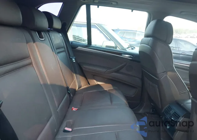 5UXFF0C56ALT75826: 42558343