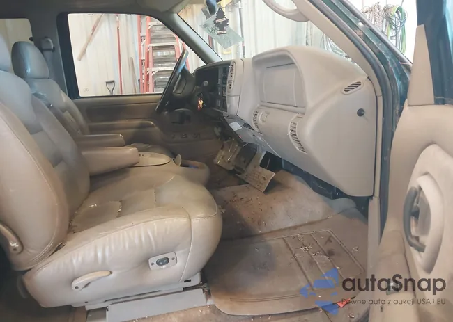 2GCEK19R9V1147369: 42558456