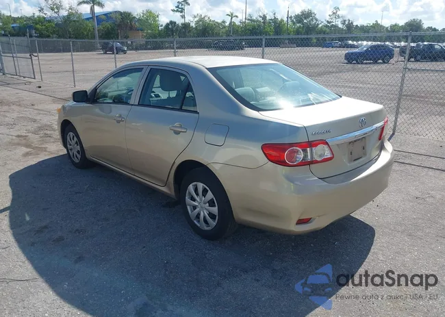 2T1BU4EE2DC005771: 42559591