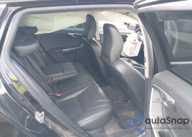 YV140MEK9F1257254: 42559842