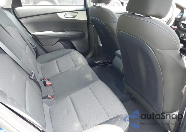 3KPF24AD3RE806514: 42559911