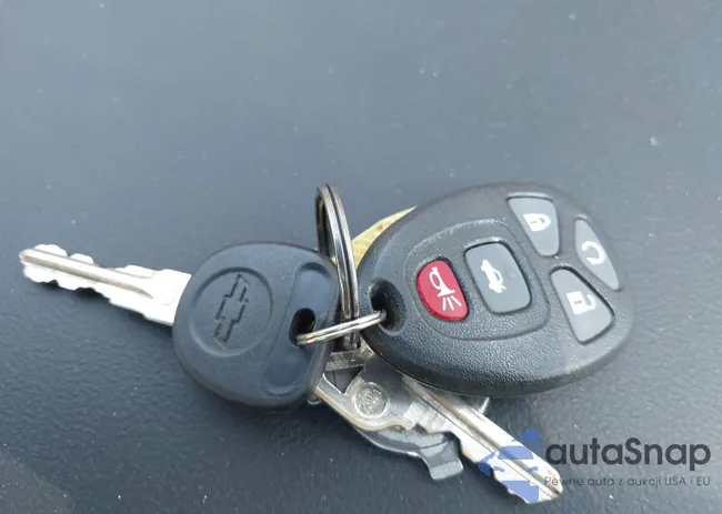 2G1WT58KX79194081: 42559930