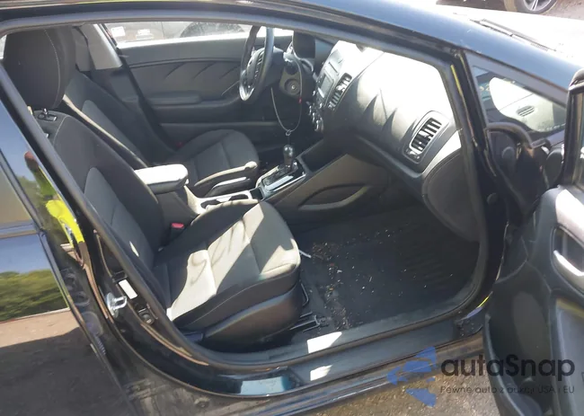 3KPFK4A78JE273638: 42560082