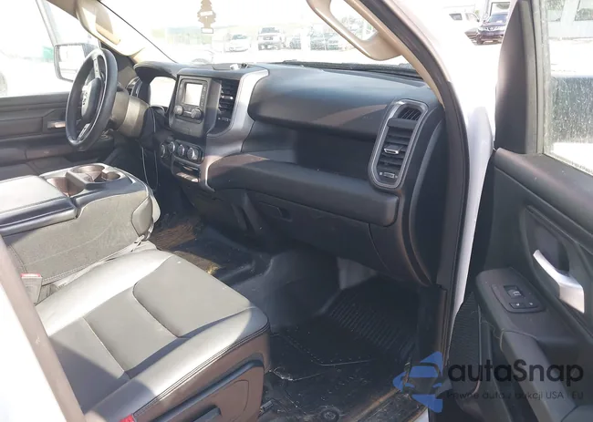 1C6RRECT5LN421386: 42560552