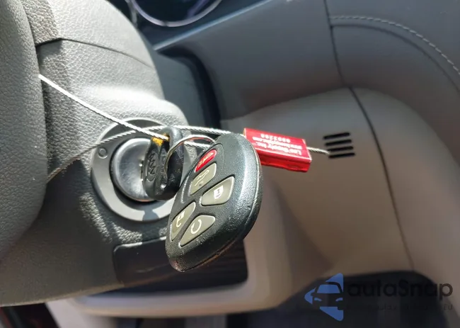 5GAKRBKDXFJ329447: 42560572