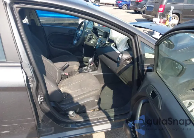 3FADP4BJ2KM149753: 42560635