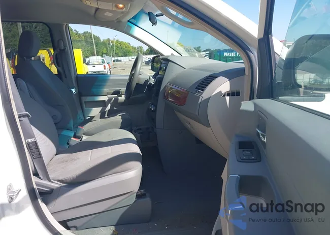 2A8HR44H18R832005: 42560646